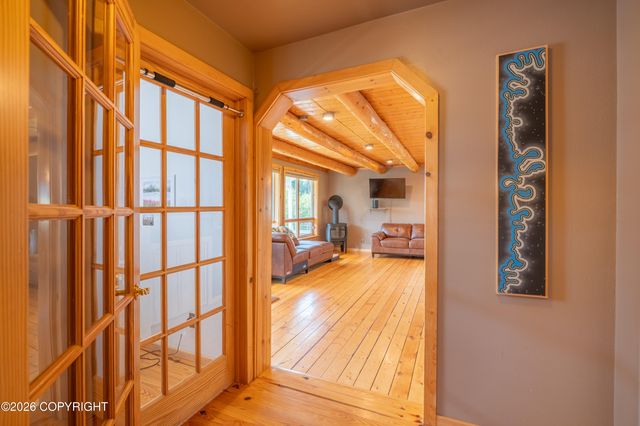 480 Grubstake Avenue, Homer, AK 99603