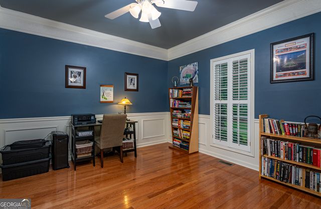 325 Twin Oaks Circle, Bogart, GA 30622