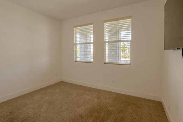 145 E Taylor Avenue, Visalia, CA 93291