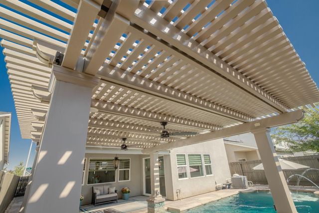 145 E Taylor Avenue, Visalia, CA 93291