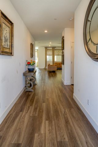 145 E Taylor Avenue, Visalia, CA 93291