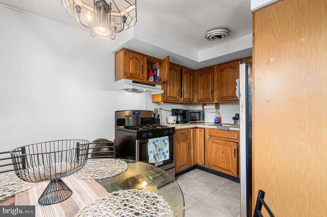 535 AVON ST, Philadelphia, PA 19116