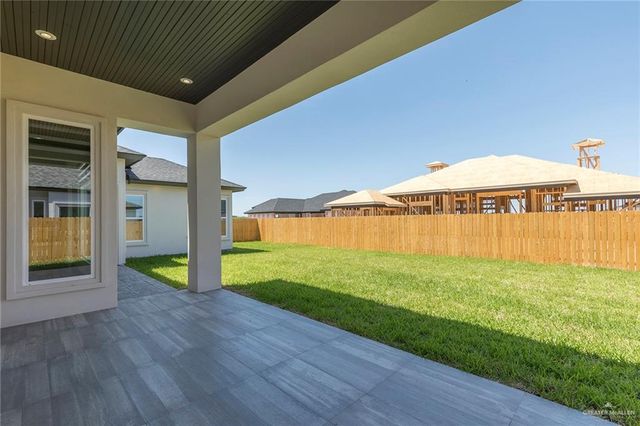 9807 N 24th Lane, Mcallen, TX 78504