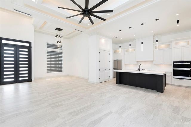 9807 N 24th Lane, Mcallen, TX 78504