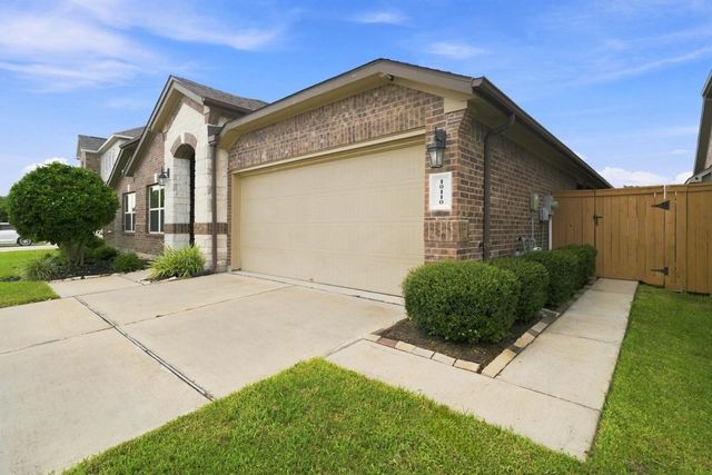 10110 Whitney Reach Drive, Rosharon, TX 77583