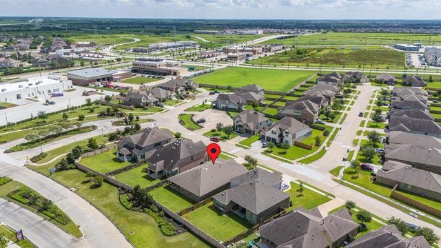 10110 Whitney Reach Drive, Rosharon, TX 77583