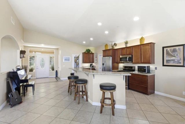 15615 Vista Vicente Drive 17, Ramona, CA 92065