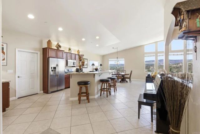 15615 Vista Vicente Drive 17, Ramona, CA 92065