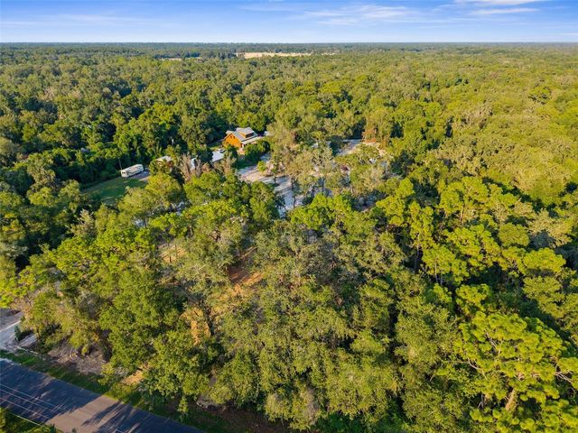 5200 CYRIL DRIVE, Dade City, FL 33523