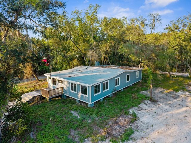 5200 CYRIL DRIVE, Dade City, FL 33523