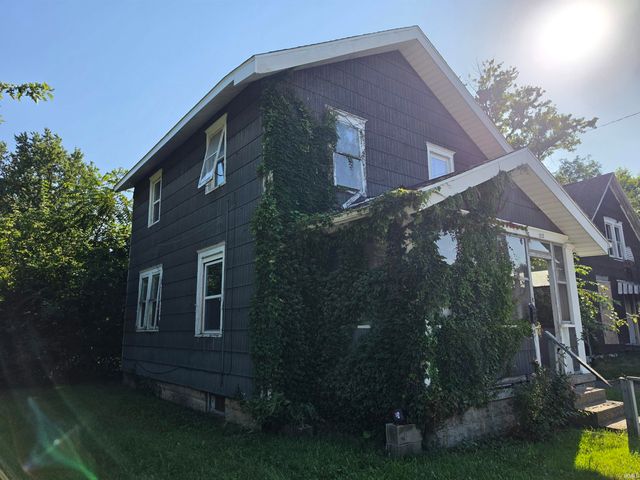 1212 California Avenue, South Bend, IN 46628
