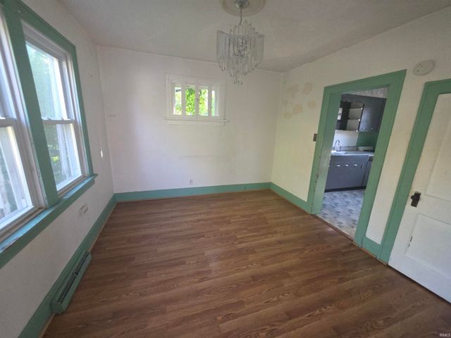 1212 California Avenue, South Bend, IN 46628