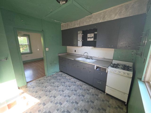 1212 California Avenue, South Bend, IN 46628