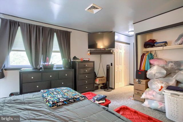 1680 PEBBLE BROOK LN, Harrisburg, PA 17110