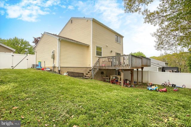 1680 PEBBLE BROOK LN, Harrisburg, PA 17110