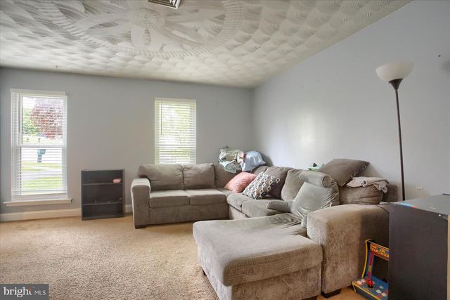 1680 PEBBLE BROOK LN, Harrisburg, PA 17110