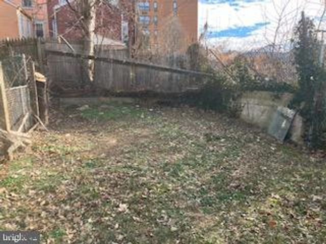 123 S 10TH ST, Reading, PA 19602