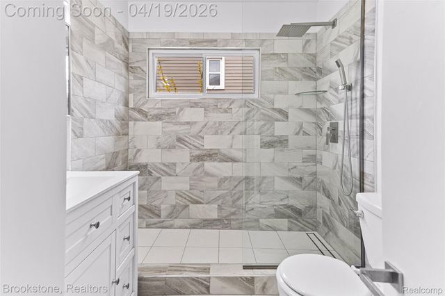 719 W 12 Mile Road, Royal Oak, MI 48073