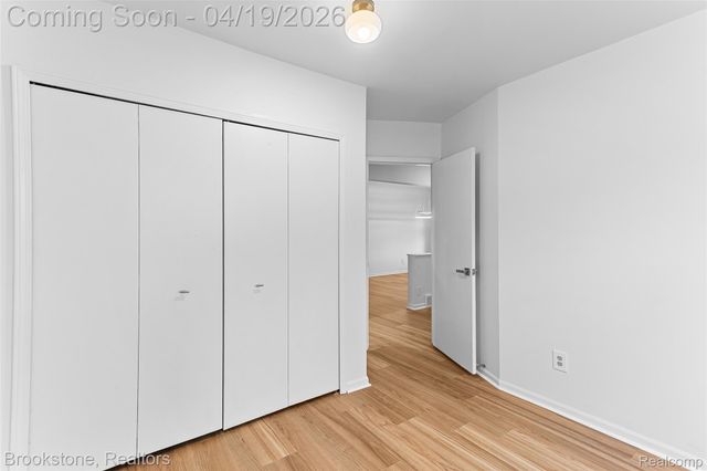 719 W 12 Mile Road, Royal Oak, MI 48073