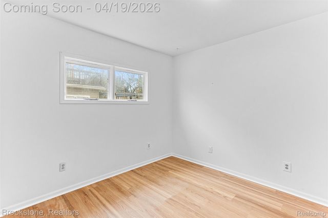 719 W 12 Mile Road, Royal Oak, MI 48073