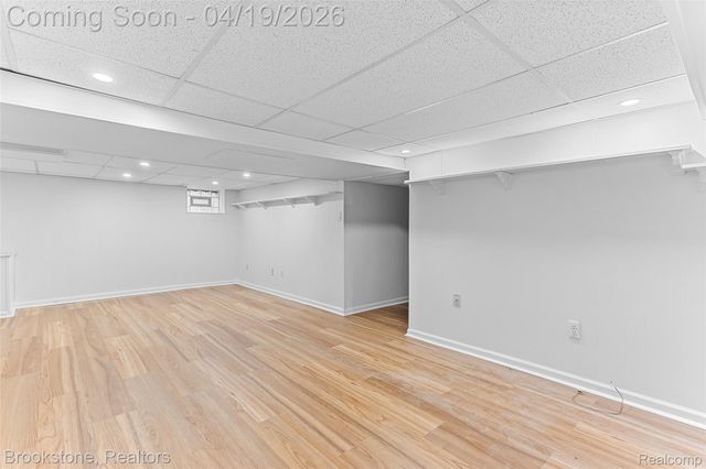 719 W 12 Mile Road, Royal Oak, MI 48073