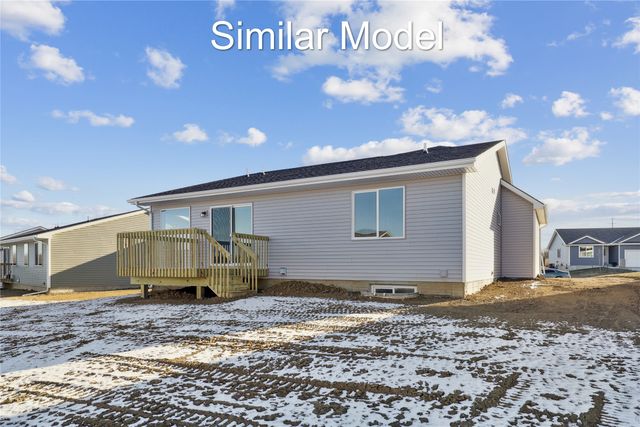 389 Napoli Avenue, West Des Moines, IA 50266