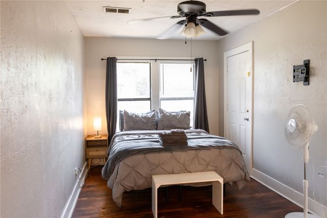 1902 Miller Avenue, Bryan, TX 77801