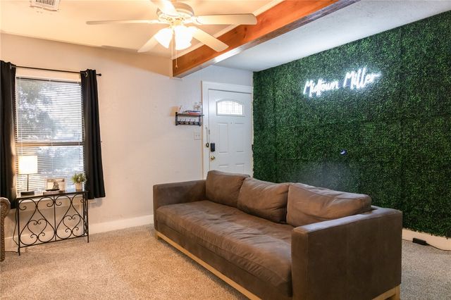 1902 Miller Avenue, Bryan, TX 77801