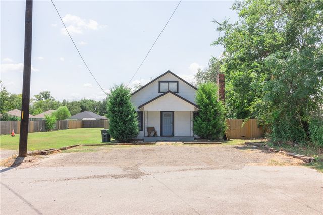 1902 Miller Avenue, Bryan, TX 77801