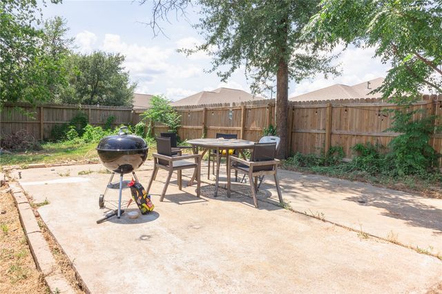 1902 Miller Avenue, Bryan, TX 77801