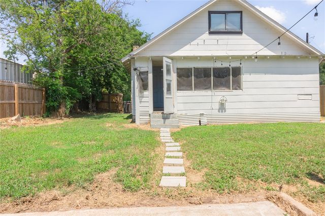1902 Miller Avenue, Bryan, TX 77801