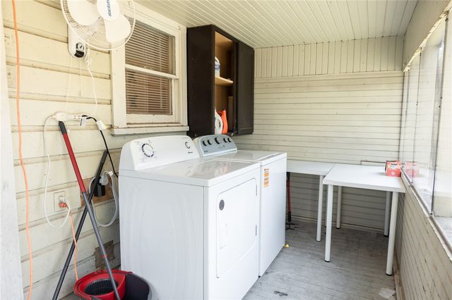 1902 Miller Avenue, Bryan, TX 77801