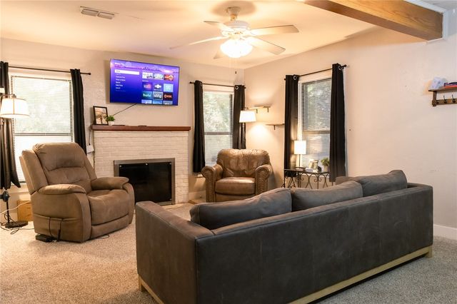 1902 Miller Avenue, Bryan, TX 77801