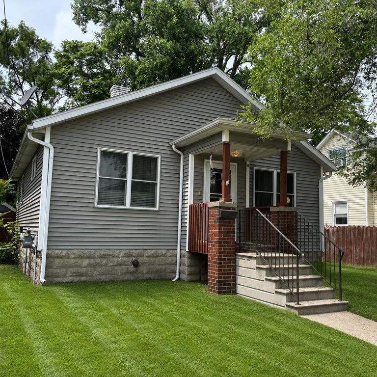 211 State Street, Bay City, MI 48706