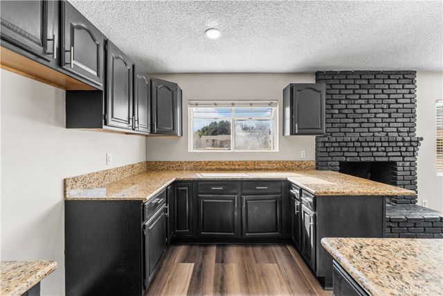 43028 45th Street W, Lancaster, CA 93536