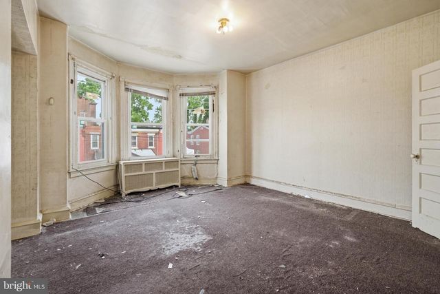 822 E WOODLAWN ST, Philadelphia, PA 19138