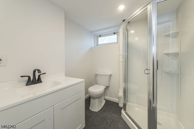 5 Underhill Ct, Nutley Twp., NJ 07110