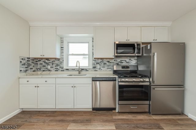 5 Underhill Ct, Nutley Twp., NJ 07110