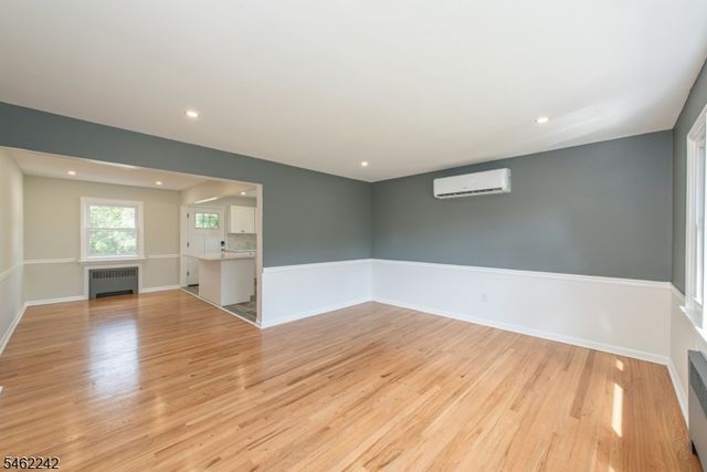5 Underhill Ct, Nutley Twp., NJ 07110