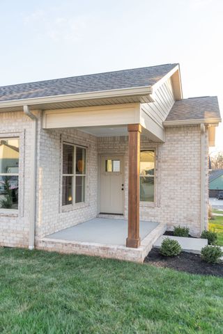 241 Franklin St, Pleasant View, TN 37146