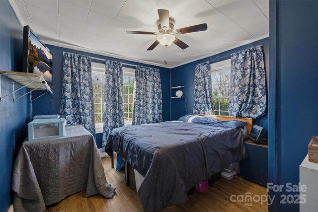 2 Sterling Avenue, Granite Falls, NC 28630