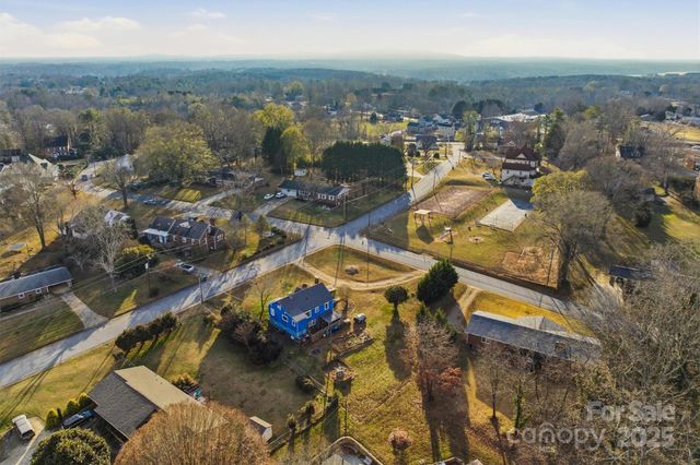 2 Sterling Avenue, Granite Falls, NC 28630