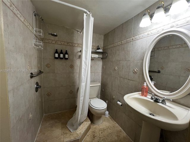5445 Collins Ave L3, Miami Beach, FL 33140