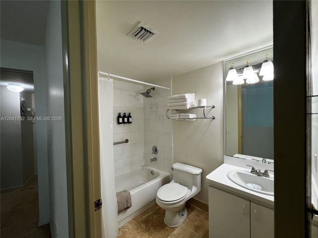 5445 Collins Ave L3, Miami Beach, FL 33140