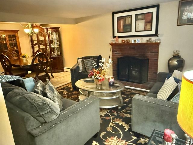 21 Simmons Ave, Brockton, MA 02301