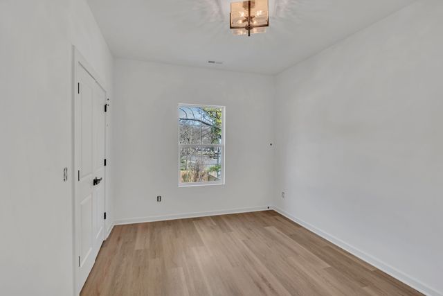 417 Cumberland Ave, Madison, TN 37115