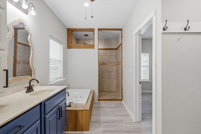 14227 County Road 438, Lindale, TX 75771