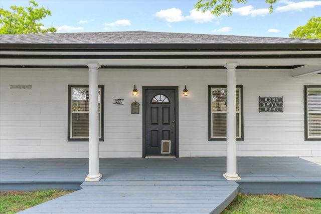 14227 County Road 438, Lindale, TX 75771