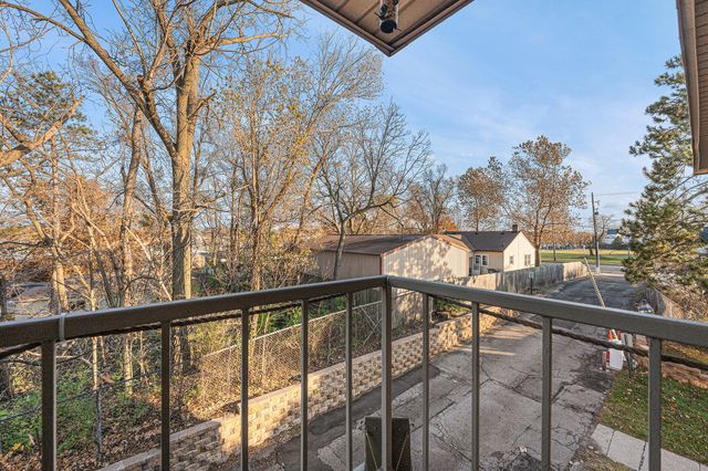 722 W Kilgore Road 301, Kalamazoo, MI 49008