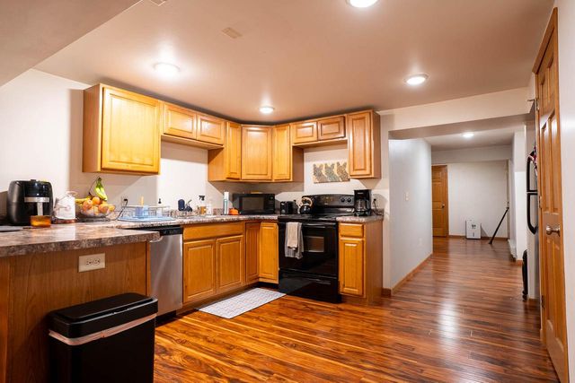 802 7th STREET S, La Crosse, WI 54601